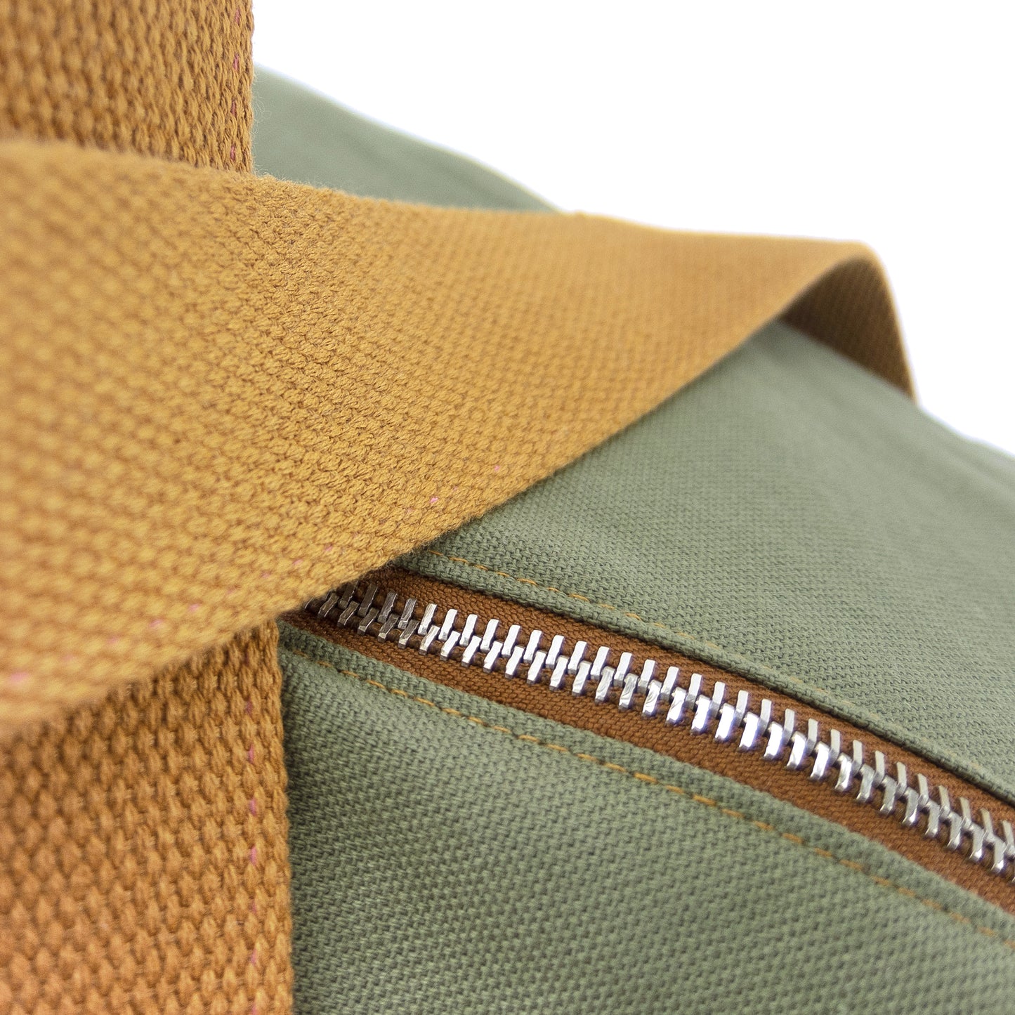 GYM BAG OLIVE