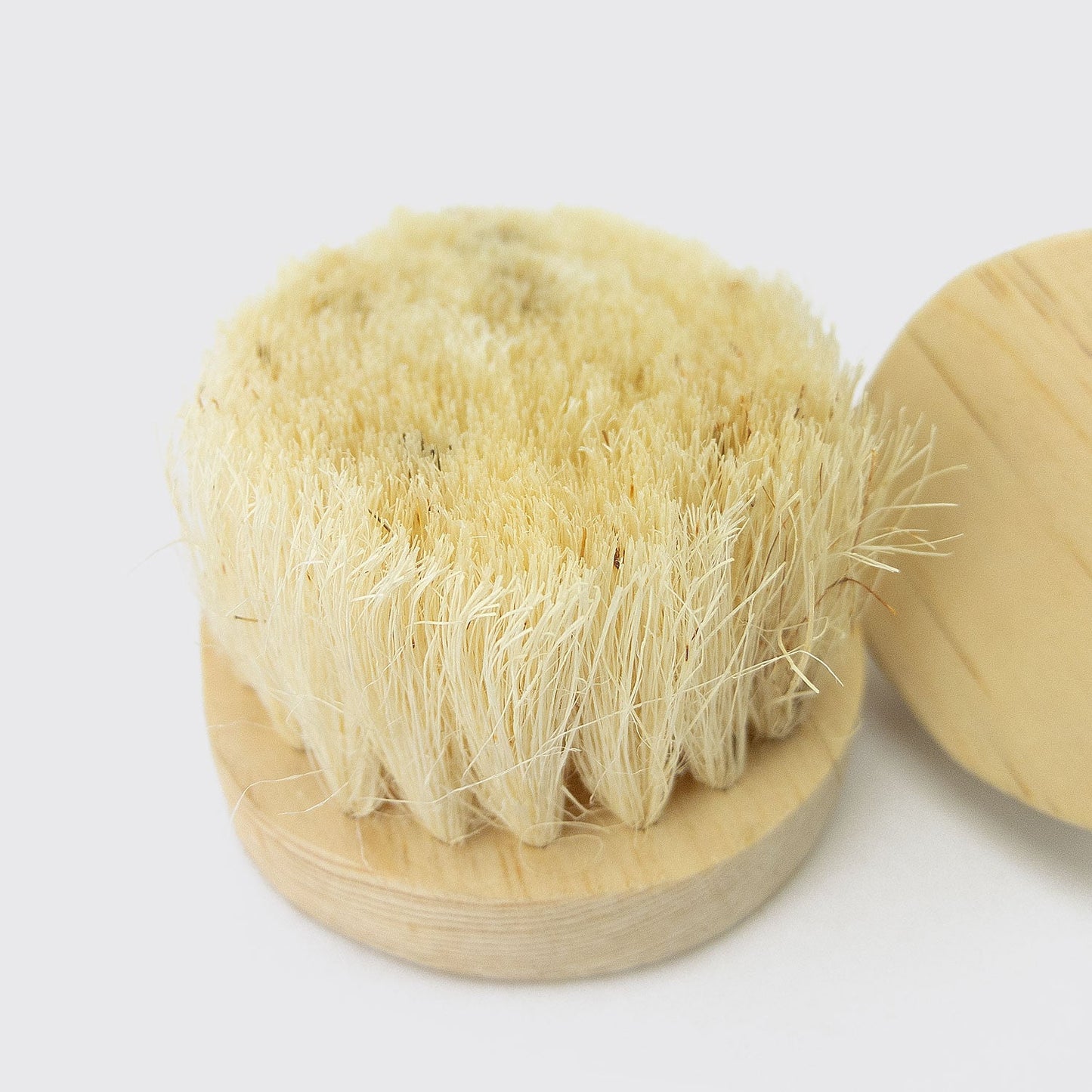 ROUND BRUSH