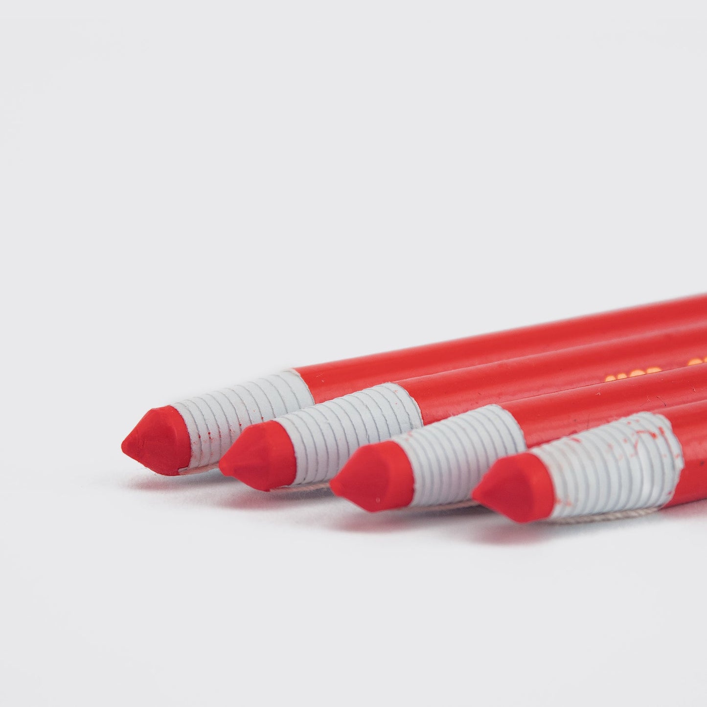 WAX CRAYON / RED