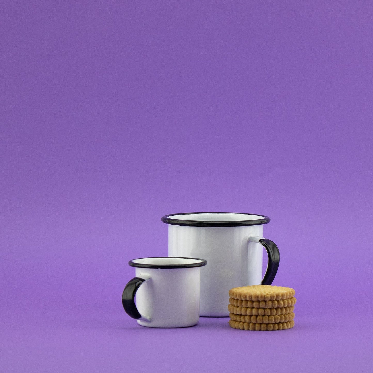 MED. MUG / SNOW WHITE