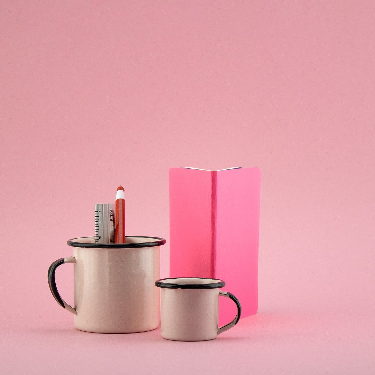 MED. MUG / ROSE PINK