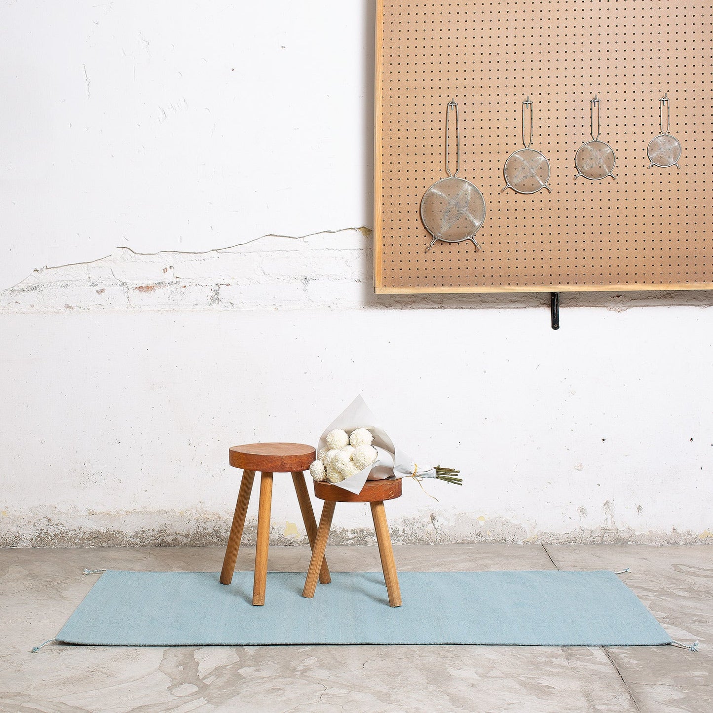 PURE WOOL RUG / COLOR SCALE TWO