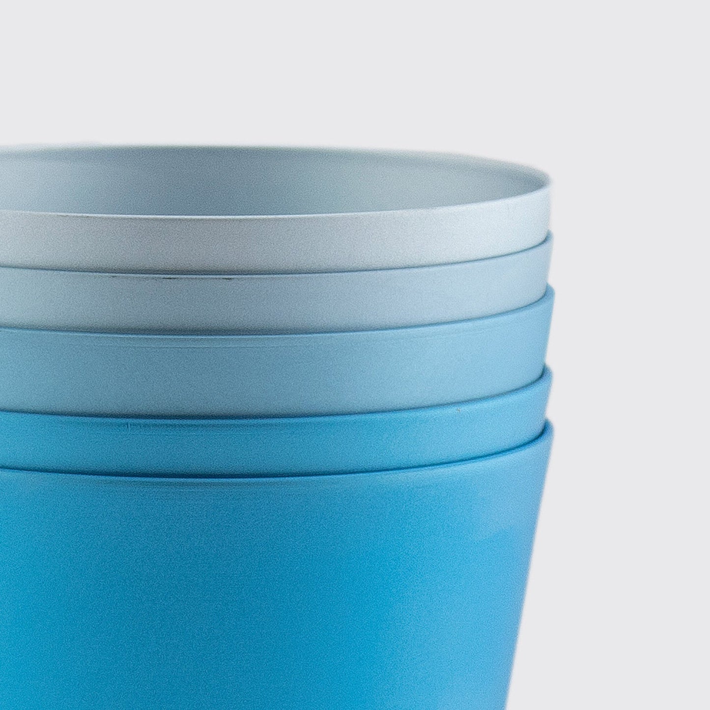 SMALL TUMBLER / BLUE SHADES