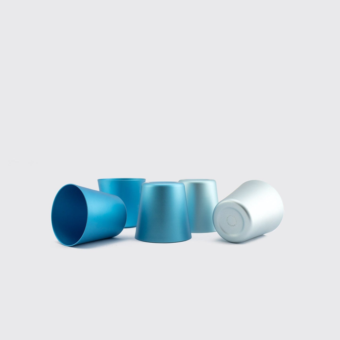 TUMBLER M9 / BLUE SHADES