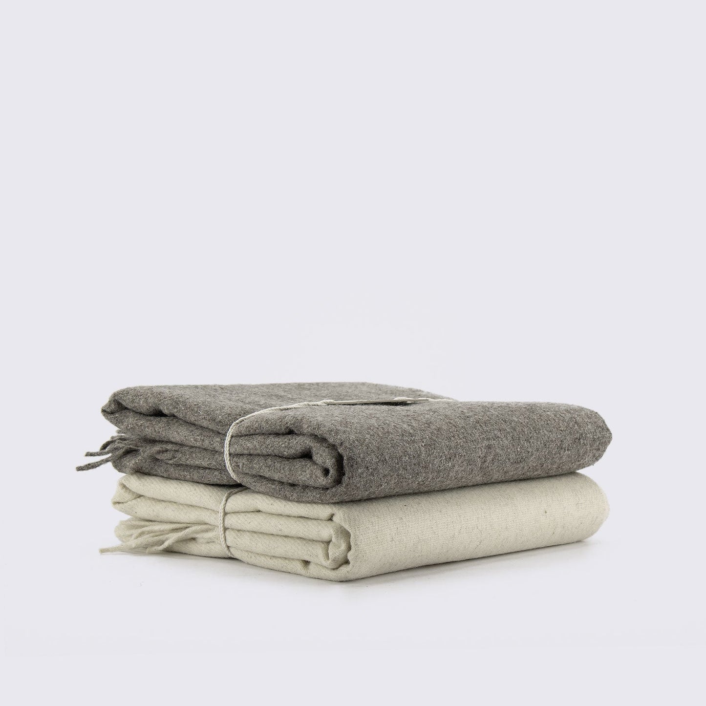 THROW WOOL BLANKET