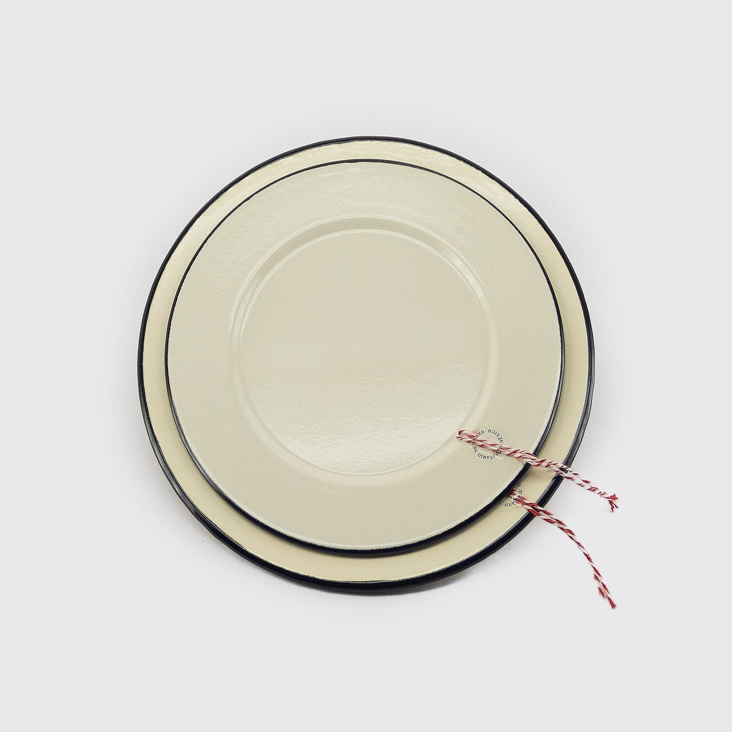 PLATE / CREAM