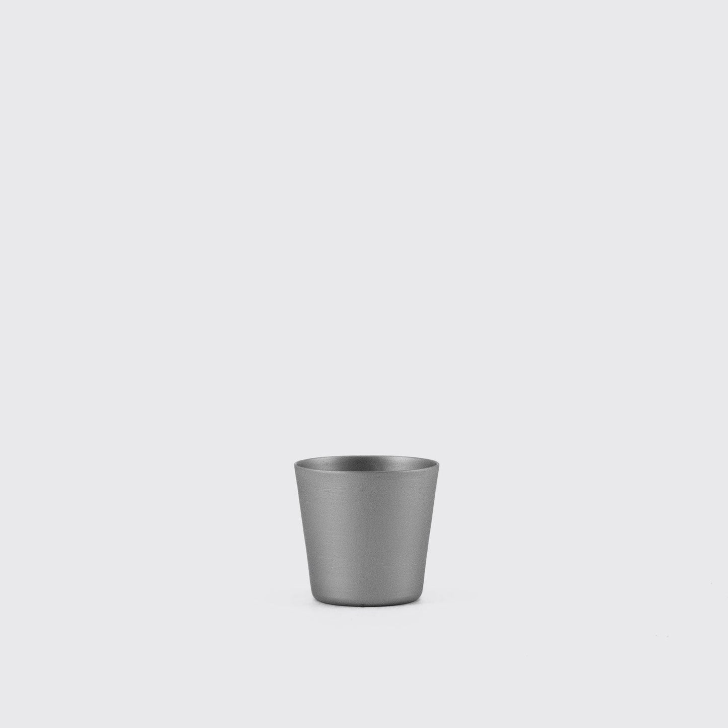 SHOT / GRAY