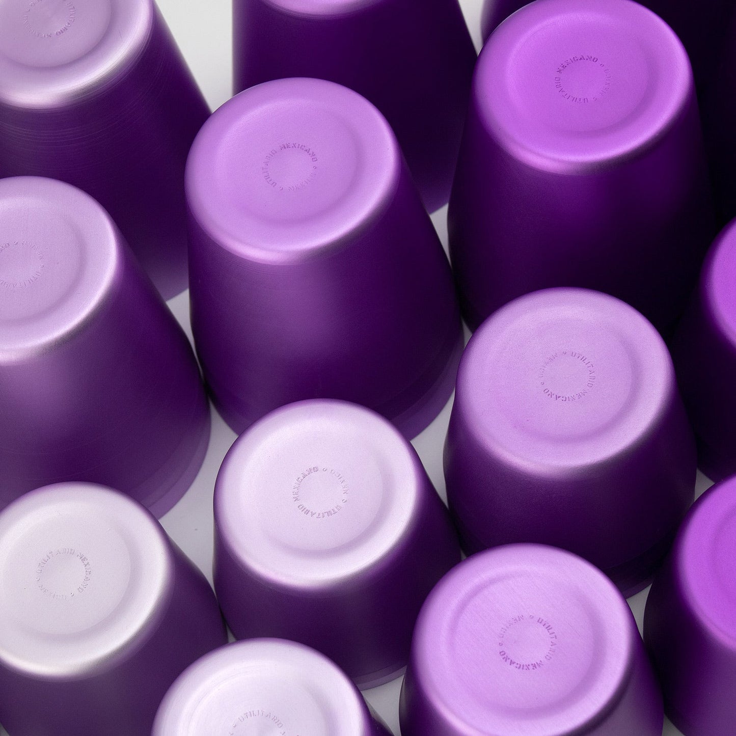 LARGE TUMBLER / PURPLE SHADES