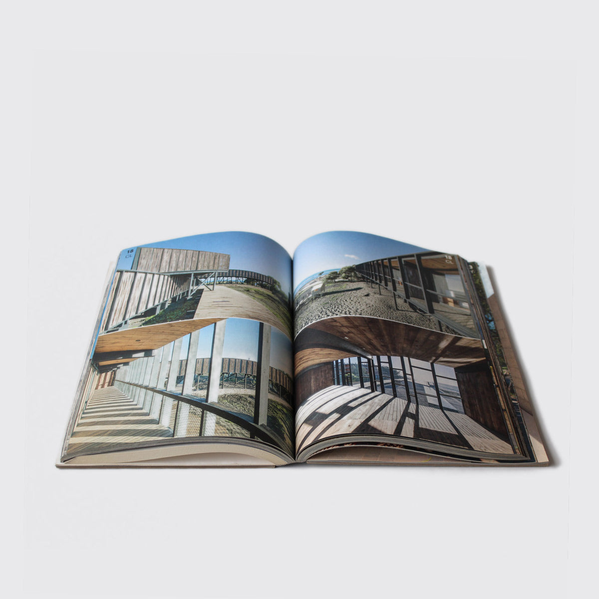 LIBRO / RADICAL 50 ARQUITECTURAS LATINOAMERICANAS. Miquel Adrià