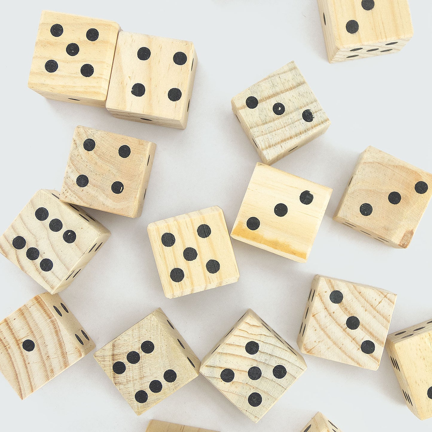 WOODEN DICE