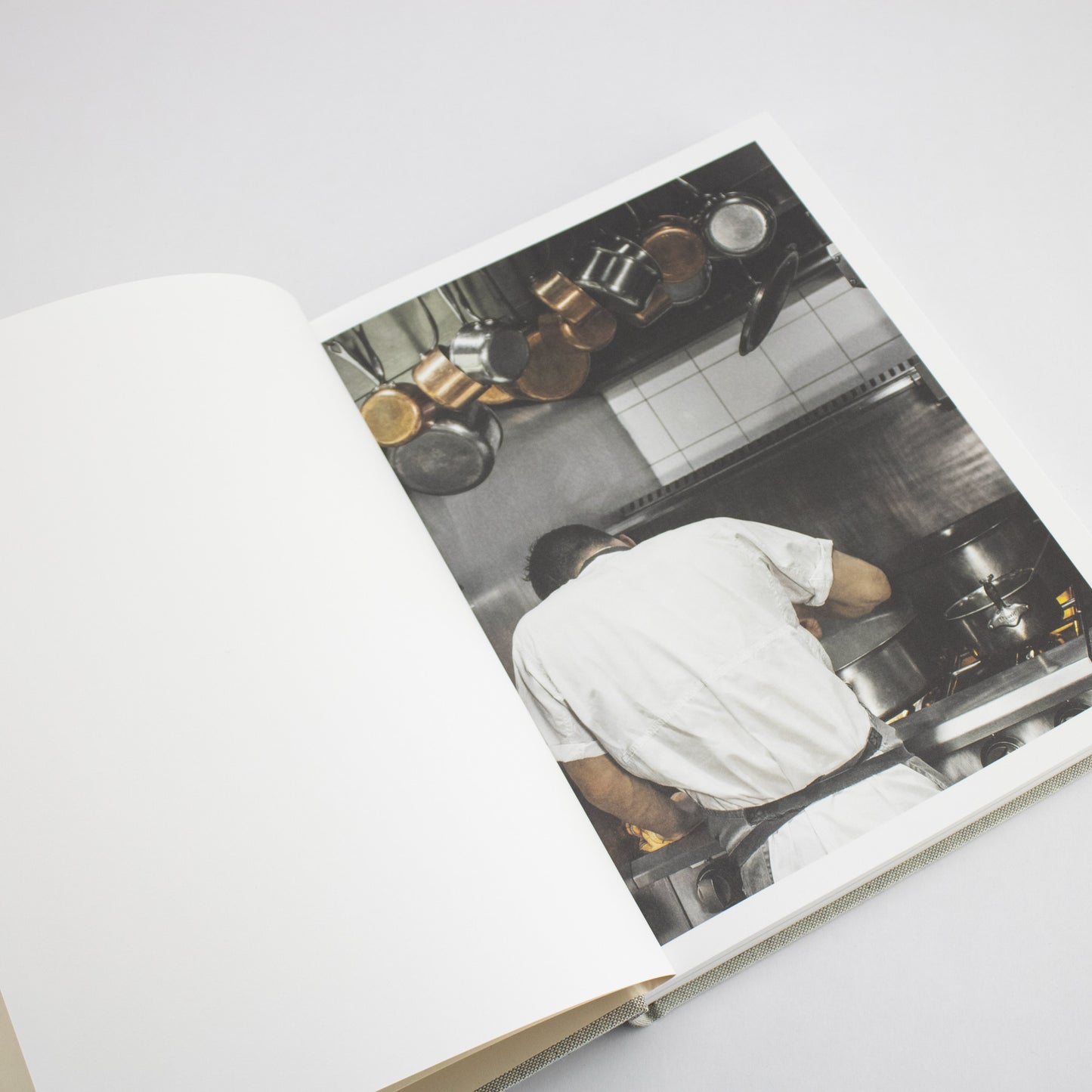 BOOK / MAXIMO BISTRO