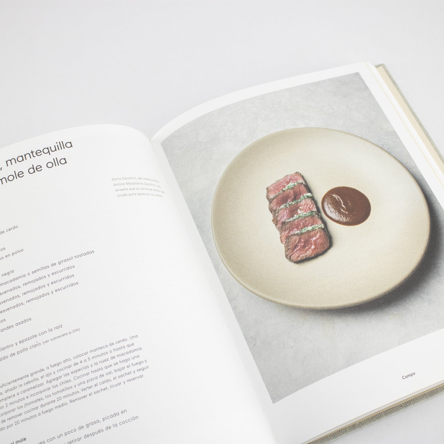 BOOK / MAXIMO BISTRO