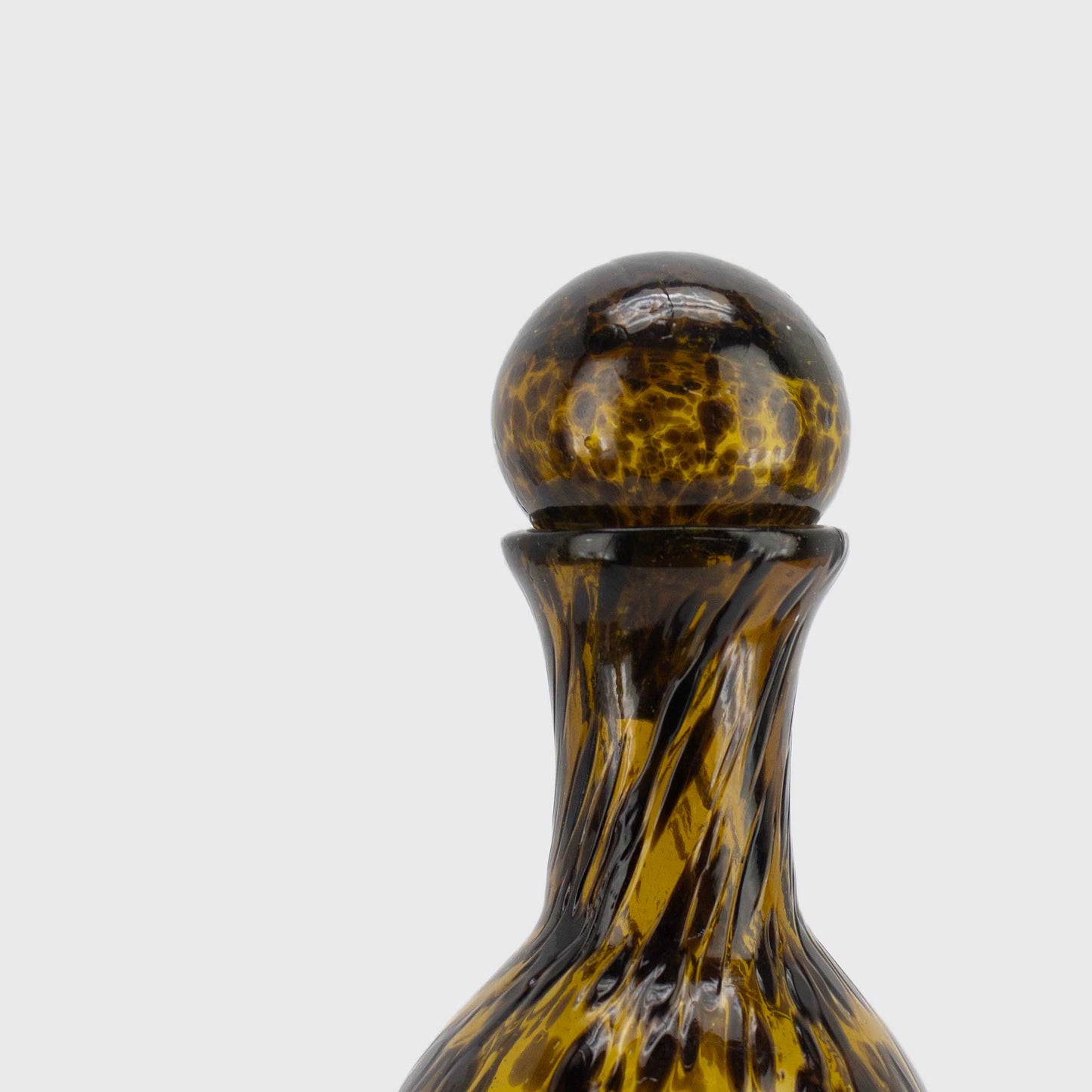 LIQUOR BOTTLE