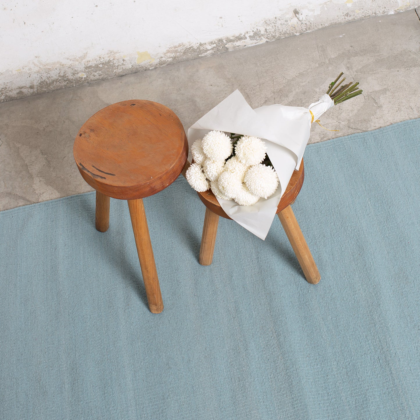 PURE WOOL RUG / COLOR SCALE TWO