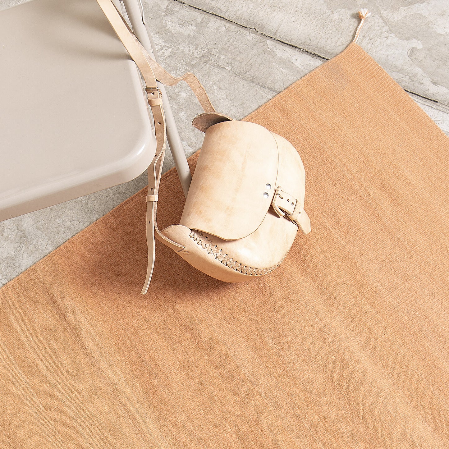 PURE WOOL RUG / COLOR SCALE ONE