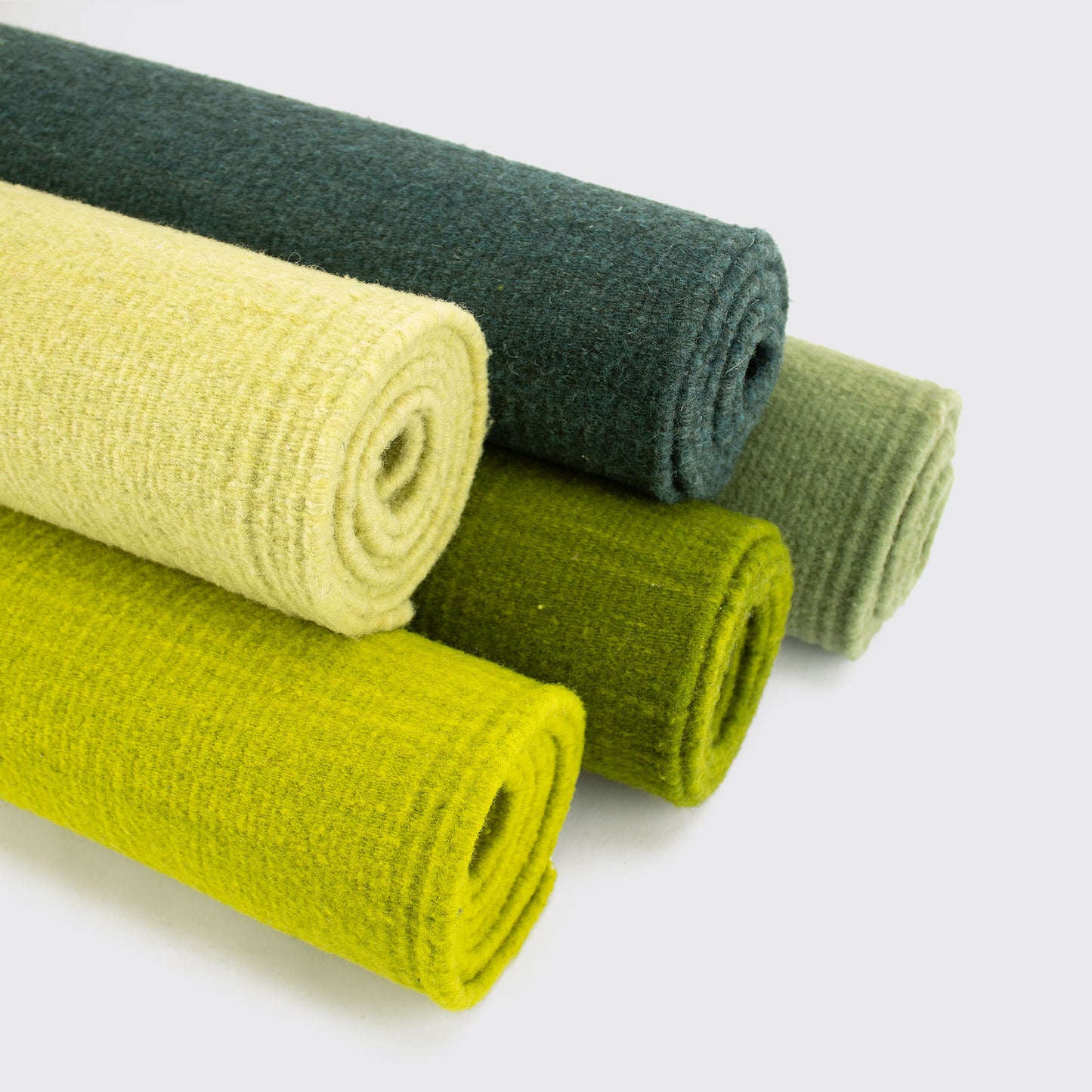 PURE WOOL RUG / COLOR SCALE TREE